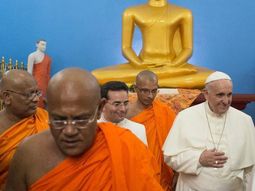 El papa Francisco abandonó Sri Lanka con un mensaje de reconciliación