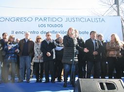 con scioli, el pj bonaerense se reune en los toldos con scioli, el pj bonaerense se reune en los toldos