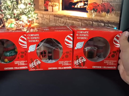 Walmart, Bodega Aurrerá y Oxxo: estos son los precios más baratos de las Villas Navideñas de Coca Cola. Walmart, Bodega Aurrerá y Oxxo: estos son los precios más baratos de las Villas Navideñas de Coca Cola.