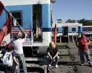 Ferroviarios se defienden: Randazzo está mal asesorado