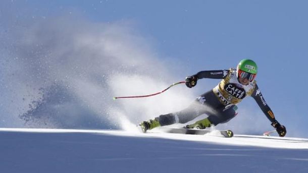 La esquiadora italiana Johanna Schnarf sufrió una caída que no tuvo fin