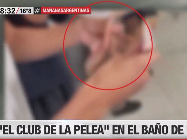El Club de la Pelea en Corrientes: los alumnos de un colegio se enfrentaban por dinero en el baño