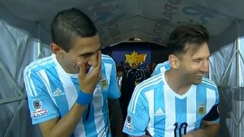 angel di maria esta con un pie en el psg de pastore angel di maria esta con un pie en el psg de pastore