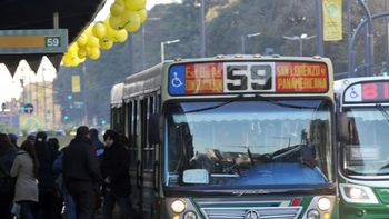 El Gobierno convocó a las empresas de colectivos a una reunión para destrabar el conflicto. El Gobierno convocó a las empresas de colectivos a una reunión para destrabar el conflicto.