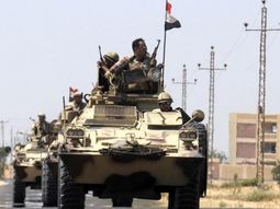 matan por error a al menos 12 turistas al confundirlos con terroristas en egipto matan por error a al menos 12 turistas al confundirlos con terroristas en egipto