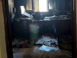 Se incendió un despacho en el cuarto piso del Senado. Se incendió un despacho en el cuarto piso del Senado.