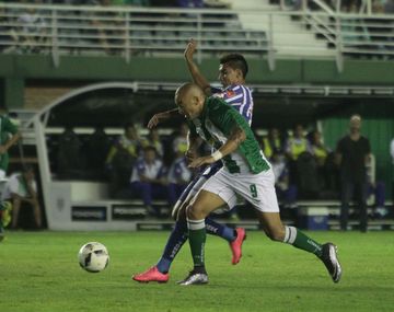 Godoy Cruz venció a Banfield en el final