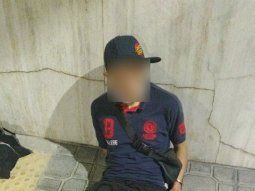 Detuvieron in fraganti a un hombre que se trepaba por un balcón para asaltar un departamento