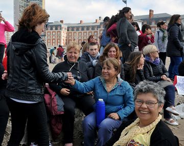 Miles de personas realizaron una mateada en la Bristol de Mar del Plata, contra la cheta de Nordelta