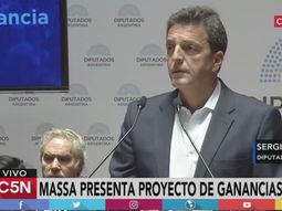 Sergio Massa presentó el proyecto para modificar Ganancias Sergio Massa presentó el proyecto para modificar Ganancias