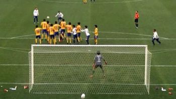 hizo tres goles de tiro libre y se llama cristiano, pero no es ronaldo hizo tres goles de tiro libre y se llama cristiano, pero no es ronaldo