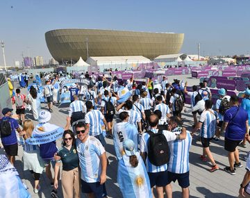 Así viven la previa los hinchas argentinos en Qatar