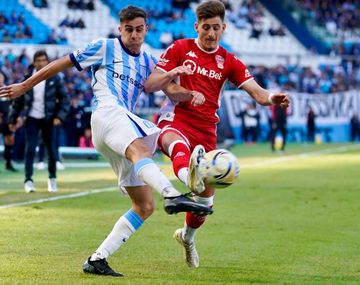 Polémica en el Cilindro: se conocieron los audios del VAR que anularon el gol de Huracán ante Racing