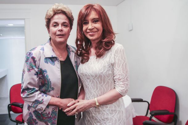 Cristina se reúne con Dilma