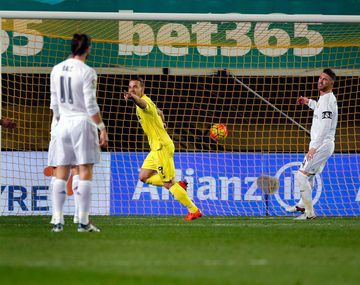 Villarreal sorprendió al Real Madrid y le impidió acercarse a la punta
