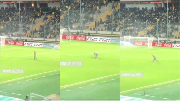 ¡A las trompadas! Así arreglan la cancha de Peñarol