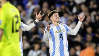 julian alvarez revelo por que no festejo su golazo ante chile por las eliminatorias julian alvarez revelo por que no festejo su golazo ante chile por las eliminatorias