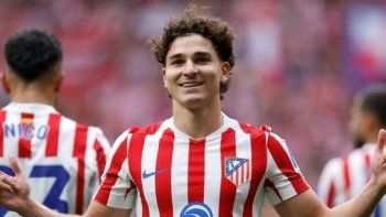 psg acelera por julian alvarez: atletico de madrid ya le puso precio a su gran figura psg acelera por julian alvarez: atletico de madrid ya le puso precio a su gran figura