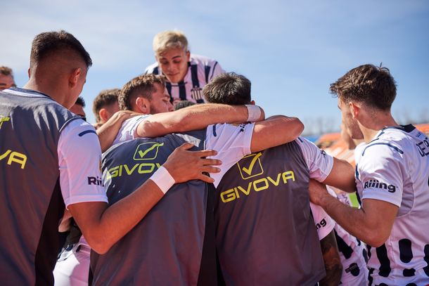 Copa Argentina: Talleres venció por penales a Colón y avanzó de ronda