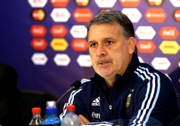 Martino: Me preocupan más los árbitros que el rival