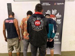 usaban a mellizas de 7 anos para vender droga en rosario: detuvieron a 39 narcos usaban a mellizas de 7 anos para vender droga en rosario: detuvieron a 39 narcos