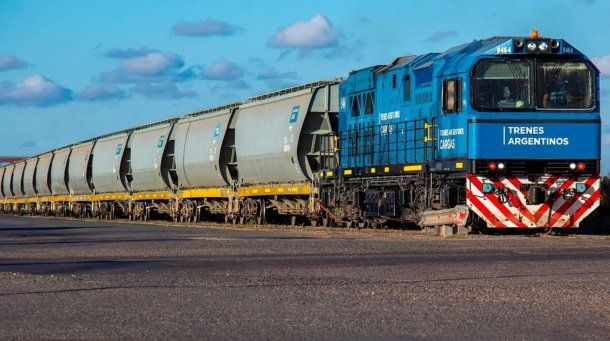 Es oficial: Javier Milei arrancó la privatización del Belgrano Cargas