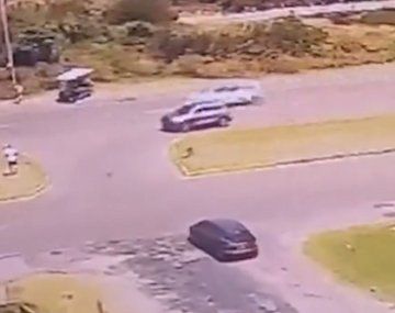 Tragedia en Punta del Este: murió un motociclista tras chocar con una camioneta que conducía una argentina