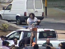 mar del plata: mujer con brote psicotico amenazo con tirar a su bebe desde el techo de un auto