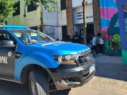 padres de alumnos atacaron a una directora de escuela en city bell y la mandaron a una guardia padres de alumnos atacaron a una directora de escuela en city bell y la mandaron a una guardia