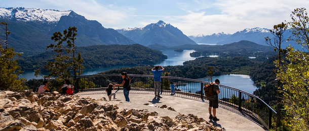 Vacaciones en Bariloche: el pueblo con acceso al cerro con una vista 360º desde la cumbre
