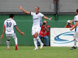 quilmes le gano a arsenal de visitante y salio del descenso quilmes le gano a arsenal de visitante y salio del descenso