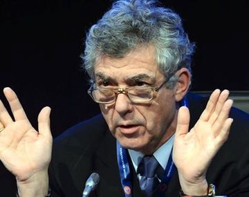 Sismo en el fútbol mundial: detuvieron al presidente de la Federación Española