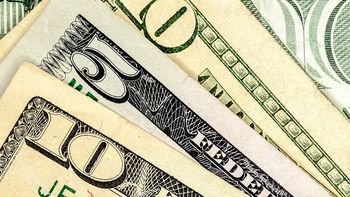 El dólar subió un 0,43% dentro de la franja de los 38 pesos. El dólar subió un 0,43% dentro de la franja de los 38 pesos.