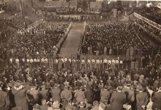 Revelan imágenes del acto nazi más grande del mundo fuera de Alemania en Argentina