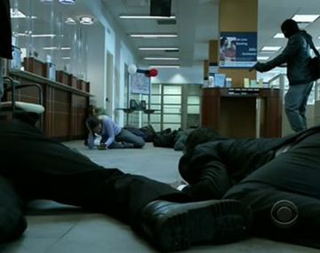 Insólito robo de un banco: mirá el video