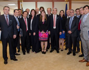 La comitiva multipartidaria tendrá una intensa actividad en Estados Unidos