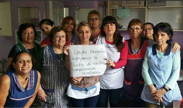 Auxiliares furiosos por descuentos del 70% del sueldo en la Provincia