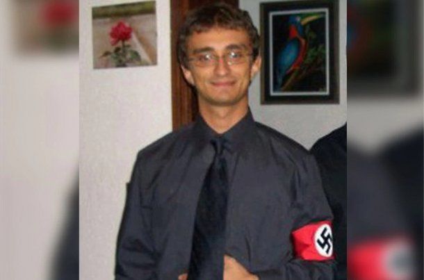 Italia: Meloni nombró funcionario a un líder de ultraderecha que usaba un brazalete nazi