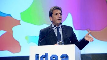 massa prometio quitar impuestos a los empresarios que transformen planes sociales en empleo massa prometio quitar impuestos a los empresarios que transformen planes sociales en empleo