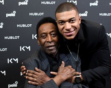 El mensaje que Pelé le envió a Mbappé desde el hospital