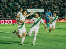 banfield le gano sobre la hora a estudiantes (rc) y sumo su primera victoria en el certamen banfield le gano sobre la hora a estudiantes (rc) y sumo su primera victoria en el certamen