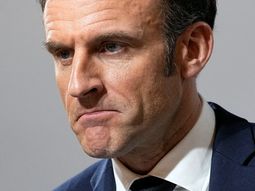 Macron adoptó por decreto su impopular reforma previsional