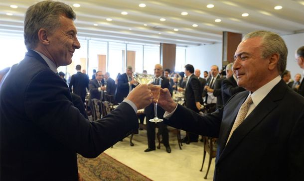 Mauricio Macri con Michel Temer