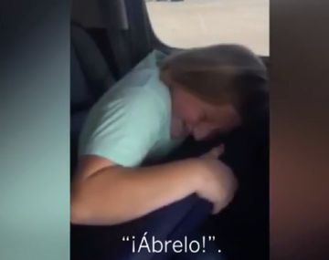 Una nena estalló de emoción cuando le regalaron su primera escopeta