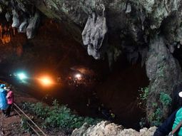 El mensaje de uno de los 33 mineros chilenos a los chicos atrapados en una cueva en Tailandia