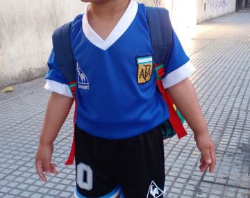 La emoción de Dalma por un mini Maradona en un día especial  