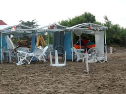 gesell: la playa se transformo en un hospital de guerra gesell: la playa se transformo en un hospital de guerra