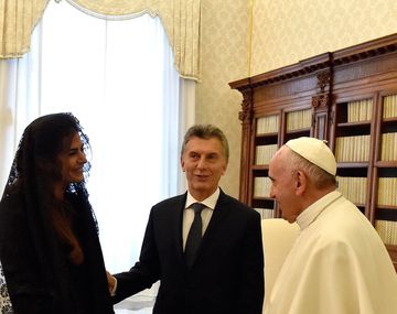 El curioso reclamo del Papa a Juliana Awada