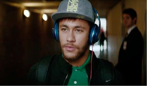 La FIFA le sacó tarjeta roja a Apple en el Mundial