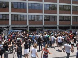 Científicos aceptaron en asamblea la propuesta de Barañao Científicos aceptaron en asamblea la propuesta de Barañao